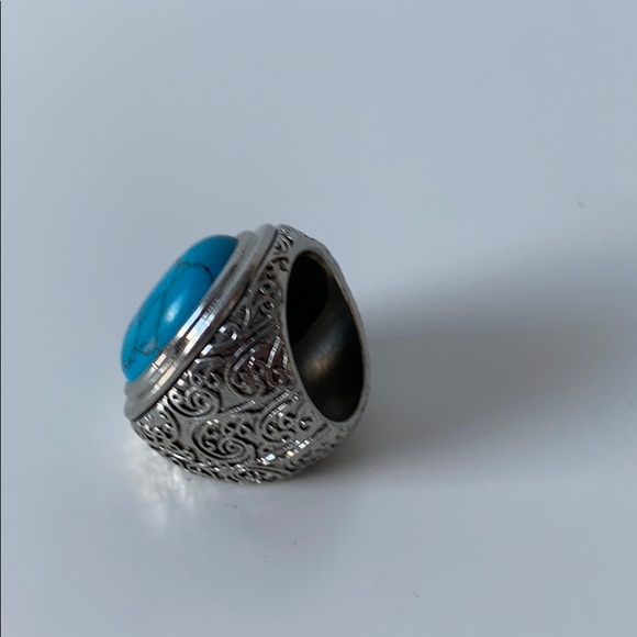 ring - Picture 2 of 3